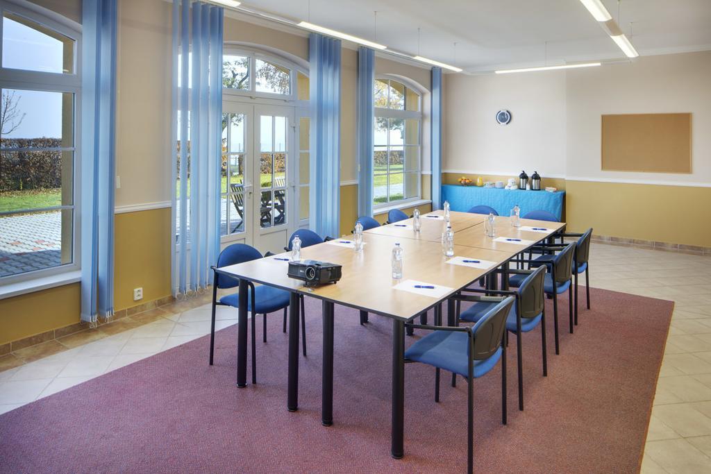 Hotel Kolonie Křivoklát Dış mekan fotoğraf